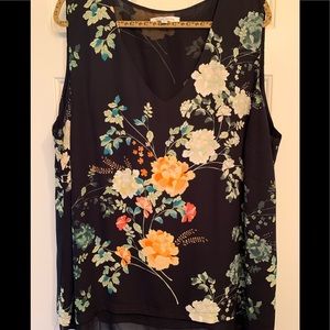 Beautiful v neck sleeveless blouse